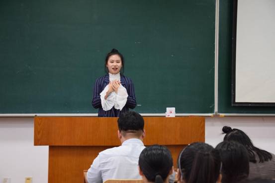 bat365中文官方网站召开2018级新生安全教育暨军训动员大会