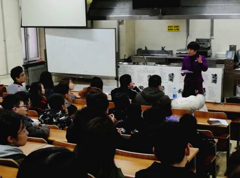 bat365中文官方网站举行学生干部培训系列活动——李晓阳老师做关于近期学生工作重点的培训