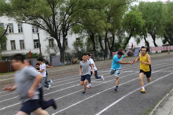 bat365中文官方网站第八届田径运动会圆满成功