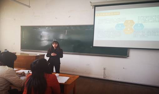 bat365中文官方网站2018年大学生创新创业训练项目中期检查报告会圆满结束