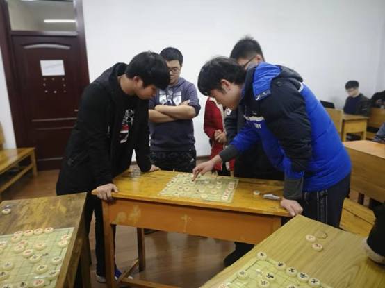 bat365中文官方网站第一届“以棋会友,乐享校园”象棋比赛圆满落幕
