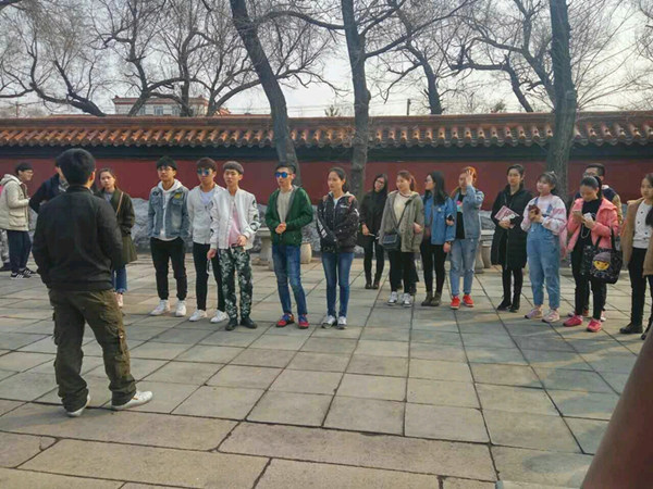 “古典书香 文庙诵吟”bat365中文官方网站举办世界诗歌日主题活动
