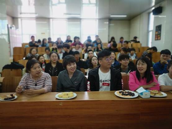 bat365中文官方网站举行“守望乡愁,共度中秋”茶话会